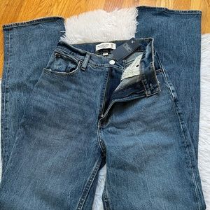 Abercrombie & Fitch The 70s Vintage Flare Ultra High Rise